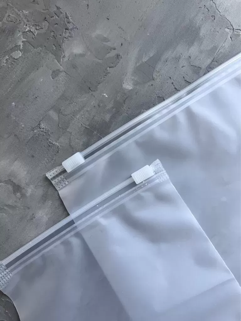 Пакеты Zip Lock с белым бегунком прозрачные и матовые 60 и 70 мкм
